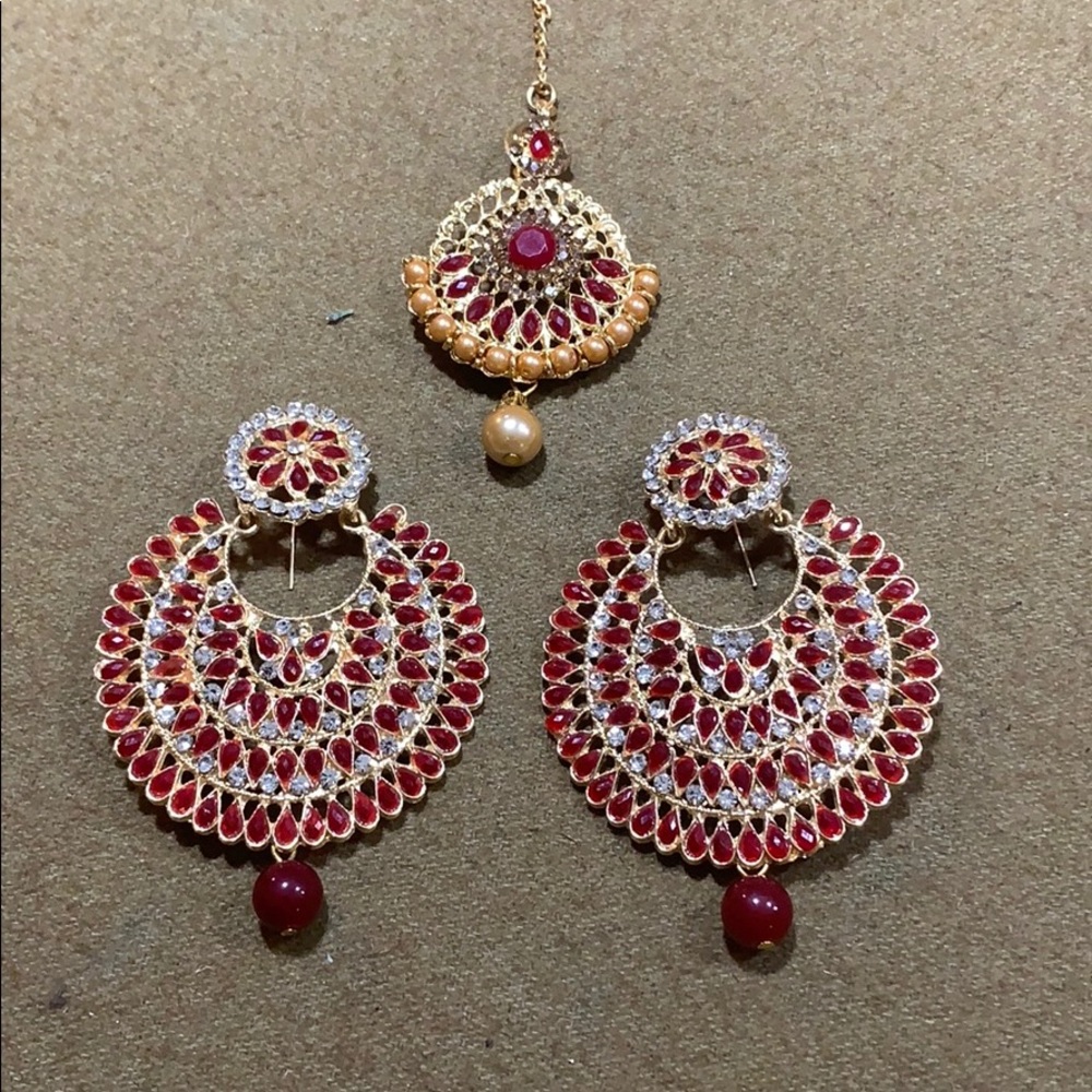 Earrings - Picture 3 of 4